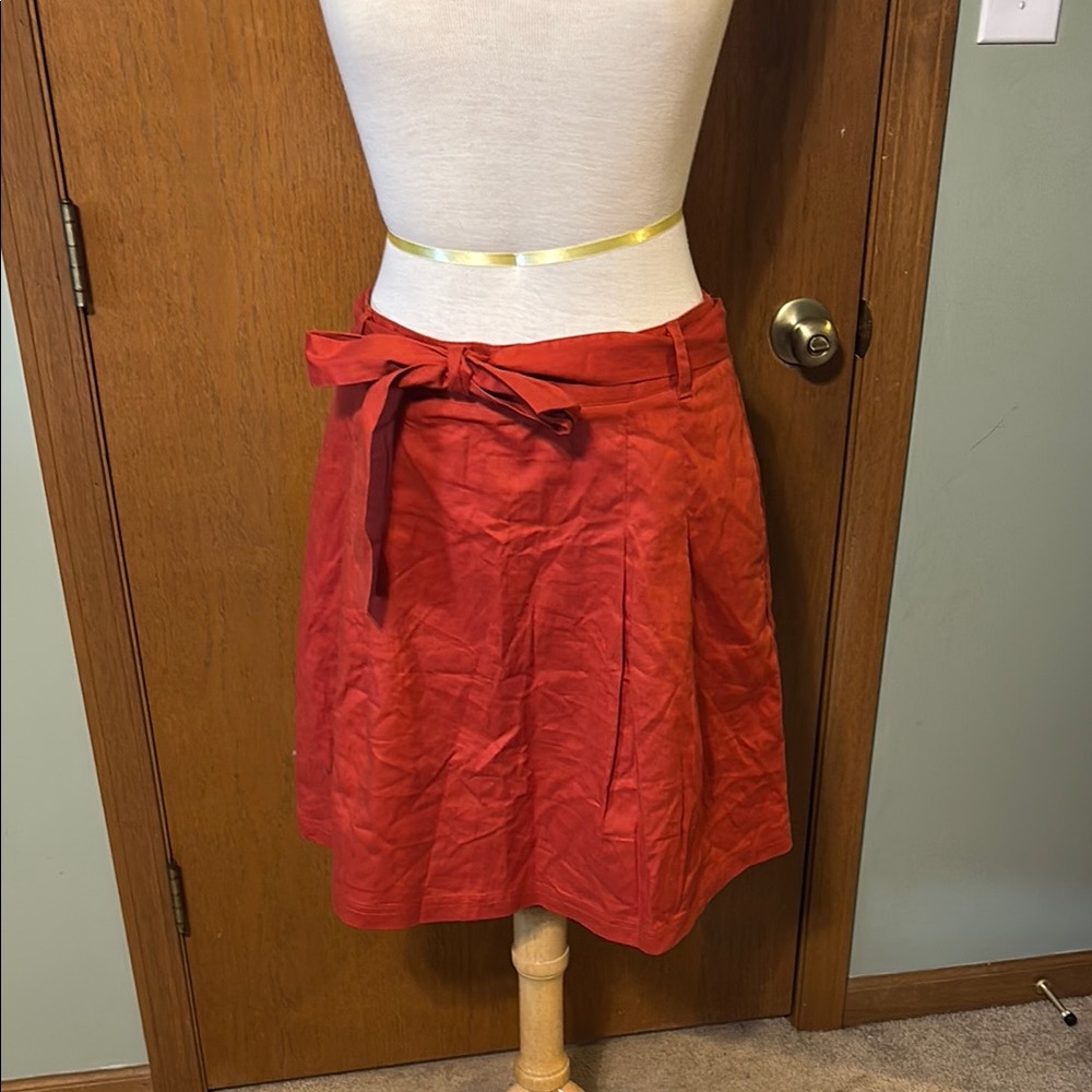 Banana Republic Red Bubble Knee-Length Skirt